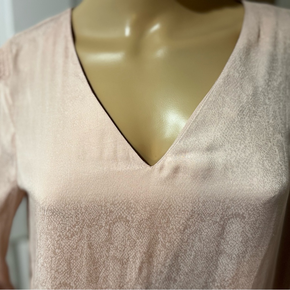 NWT A New Day Pink V Neck Smocked Sleeve Blouse Size Small - Picture 5 of 9
